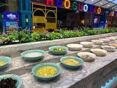 自助调料区-火锅岛潮牌自助餐厅(天津天佑城店)