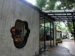 -莓园冰淇淋店