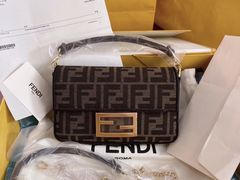 -小飞侠奢侈品回收 寄卖 养护(宝山宝龙广场店)