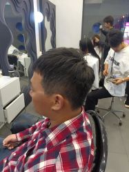 -CIT造型·烫发·染发