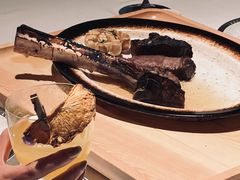 -Mogul Eatery·大亨餐酒馆