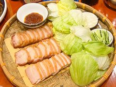 簸箕销魂烧肉-卡尔顿东方银龙酒店•广西菜•早茶