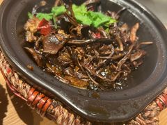 -川堂风·跷脚牛肉·乐山爆炒(宝山日月光店)