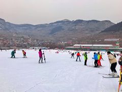 游乐设施-济南卧虎山滑雪场