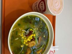 酸菜米线-飞鸿肉夹馍(橡树街区店)