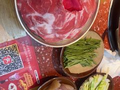 -赵美丽·重庆社区火锅·直营店(火车东站·中豪国际店)