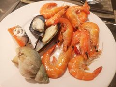 -飨食汇全日制餐厅·昆山皇冠假日酒店(九方店)