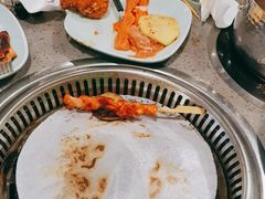 -金滏山烤肉·海鲜·火锅自助餐厅(襄阳万达店)