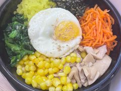 石锅拌饭-梨花牛肉汤饭(仁恒伊势丹店)