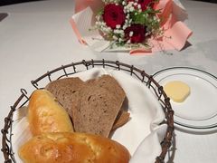 美式餐前面包-Wolfgang’s Steakhouse 沃夫冈牛排馆(上海白玉兰广场店)