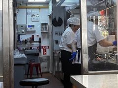 -南城香·饭香串香馄饨香(青年路店)