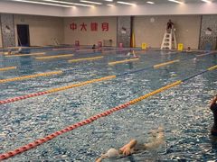 -蓝天国际游泳培训基地(华腾园店)