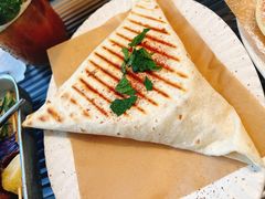 热压凤梨奶酪猪肉三角馅饼-野草莓自由市场