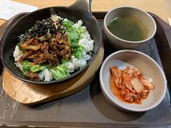烤牛肉拌饭-大食代美食广场(迪士尼小镇店)