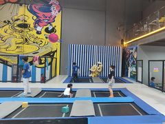 -超时空蹦床团建·VR潮玩运动娱乐·生日派对游乐园(金桥店)