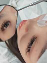 -丽心自助美甲美睫