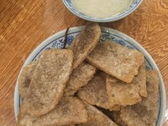 老北京炸灌肠-门框胡同百年卤煮(新街口店)