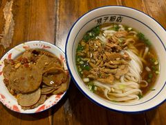 -矮子粉店1985·长沙米粉(湘春路店)