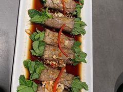 薄荷牛肉卷-云海肴·汽锅鸡·云南菜(高德置地店)