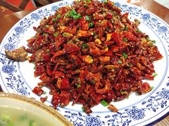 -黄桷树曹家私房菜(江与城店)