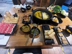 -呷哺呷哺(维多利万悦城店)