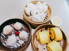蜜汁叉烧包-点都德(德江楼店)