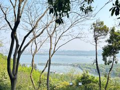 -宝石山
