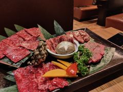 -炼火烤肉店