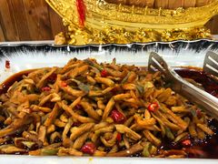 -袁小二大东北铁锅炖(吉祥村总部)