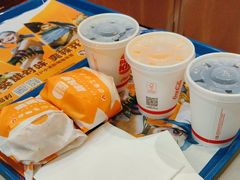 -汉堡王(颐和汇邻湾广场店)