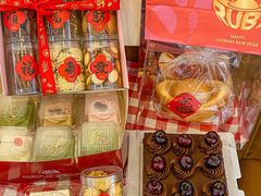 -红宝石·鲜奶小方·海派西点房(南丹店)