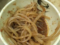-丽虹云南过桥米线(兴工街店)
