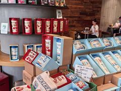 -星巴克臻选(深圳金光华店)