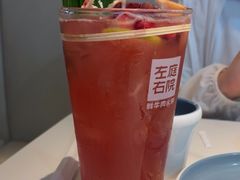 -左庭右院鲜牛肉火锅(金山万达店)