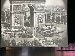 -上海当代艺术博物馆