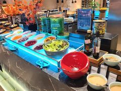 -广州万富希尔顿酒店·感趣自助餐厅·金秋蟹宴生蚝海鲜刺身