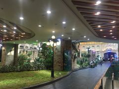 -凯德广场(学府店)