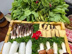 -慢丽江·云南野生菌土鸡锅(付家庄店)