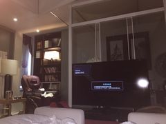 -喜鹊愉家酒店(郑州曼哈顿博览中心地铁站店)