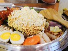 芝士年糕火锅-米字旁先锋韩餐(茂业天地店)