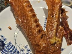 -老渔翁炖鱼坊(黄海西路东山店)