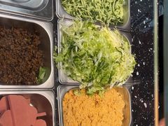 -一田屋饭团(华侨城沃尔玛店)
