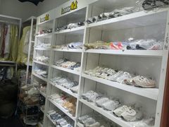 -翰皇直营洗衣洗鞋(望京鹿港店)