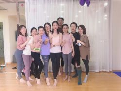 -亚太瑜伽普拉提学院