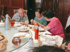 -梦都海鲜酒家(万达广场江桥店)