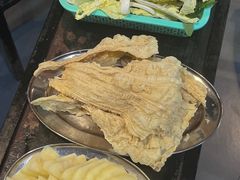 -牛一煲美食(江高店)