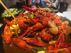 -沪小胖小龙虾(淮海中路旗舰店)