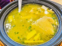-品鲜村农家菜·阳澄湖大闸蟹(总店)