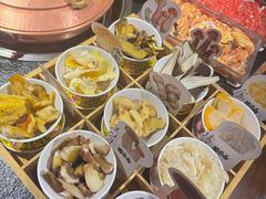 -菌自由丨野生菌火锅特色庭院餐厅(丽江古城店)