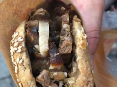 -洪峰浩老北京烧饼夹肉(角门路店)